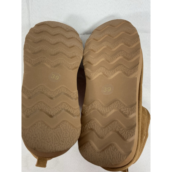Womans Athmile Ankle Bootie Pullon Eu 39 Us 8.5/9 Tan Lined Heel NWOT